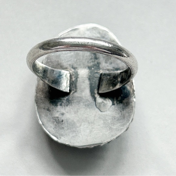 Vintage Southwestern Turquoise Sterling Silver Ring - Picture 10 of 11